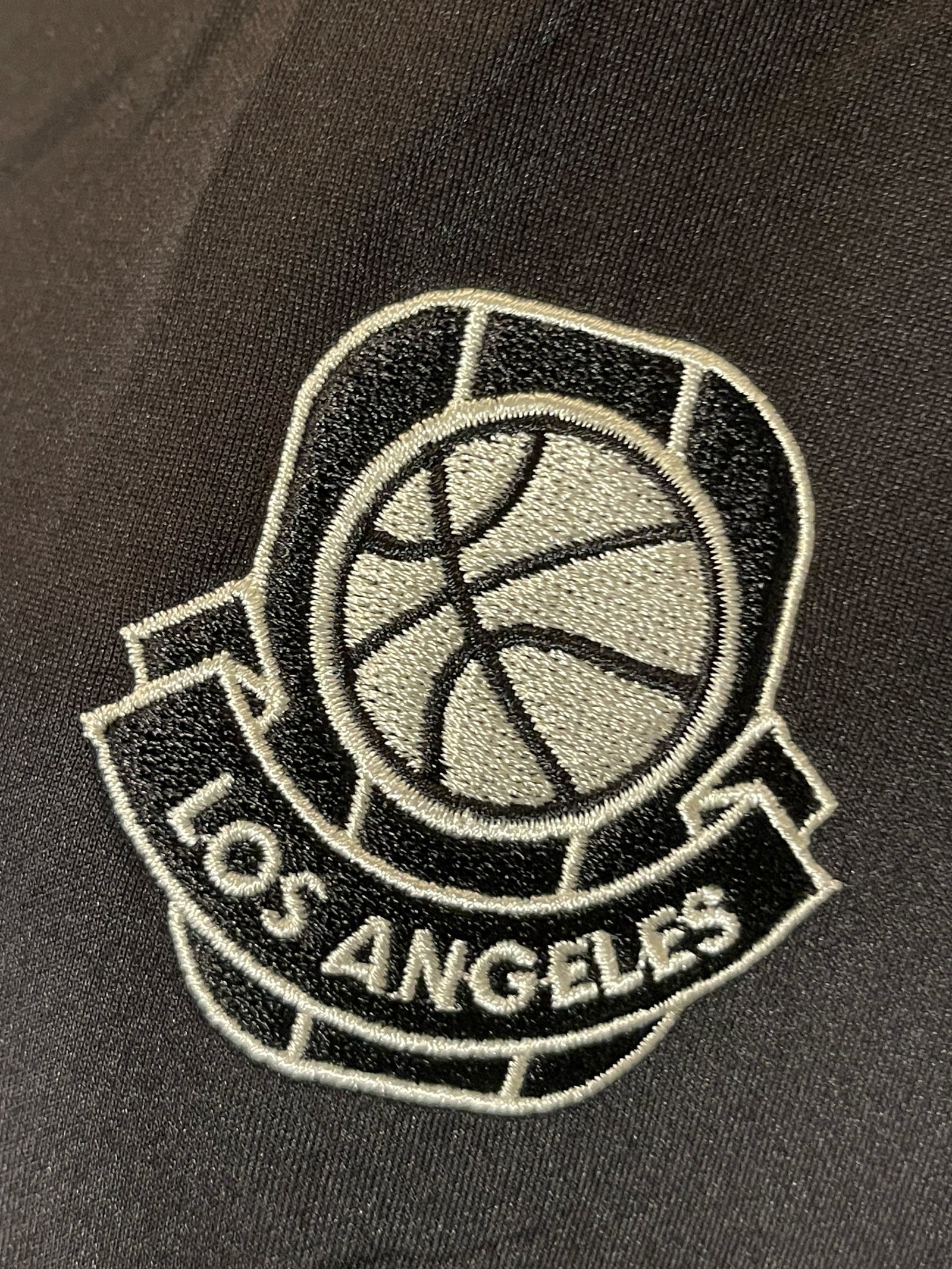 Bershka Kurzarmhemd – Los Angeles Aufnäher